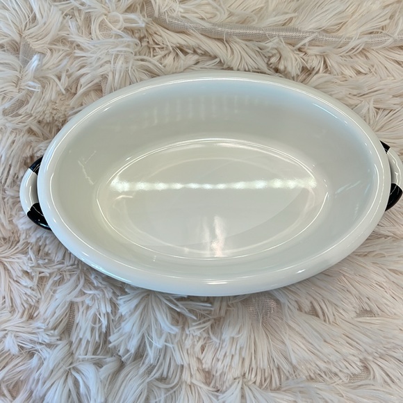 MacKenzie-Childs Small Courtly Check Oval Gratin Enamel Dish - Picture 7 of 14